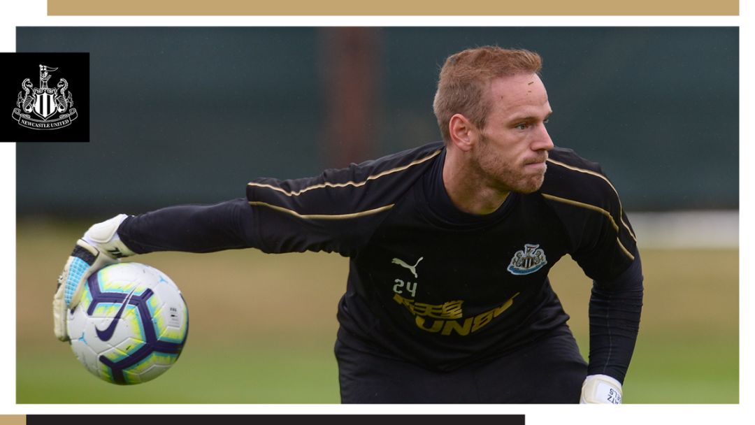  斯特拉斯堡门将神扑零封强敌  