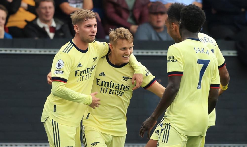  阿森纳争四关键战，厄德高任意球破僵局  